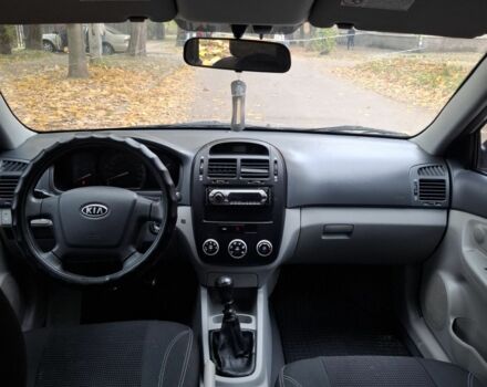 Киа Другая 2008 в Днепре (Днепропетровске) на Automoto.ua Серый Киа Другая, объемом двигателя 1.6 л и пробегом 100 тыс. км за 3600 $, фото 7 на Automoto.ua