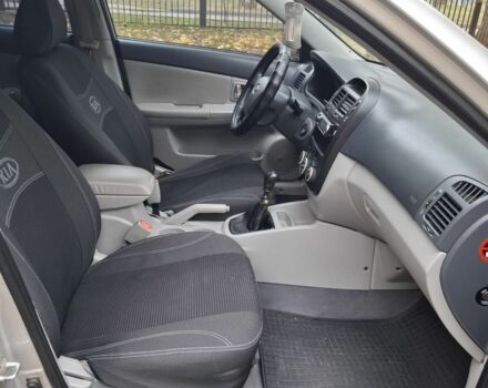 Киа Другая 2008 в Днепре (Днепропетровске) на Automoto.ua Серый Киа Другая, объемом двигателя 1.6 л и пробегом 100 тыс. км за 3600 $, фото 9 на Automoto.ua