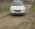 Серый Киа Другая, объемом двигателя 2 л и пробегом 315 тыс. км за 4200 $, фото 1 на Automoto.ua
