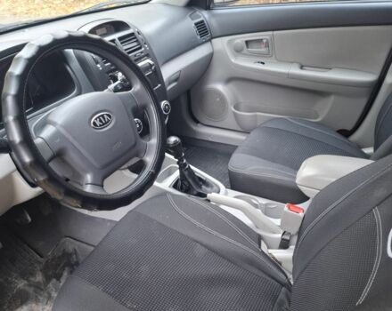 Киа Другая 2008 в Днепре (Днепропетровске) на Automoto.ua Серый Киа Другая, объемом двигателя 1.6 л и пробегом 100 тыс. км за 3600 $, фото 5 на Automoto.ua