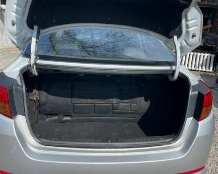 Серый Киа Другая, объемом двигателя 2 л и пробегом 185 тыс. км за 8000 $, фото 1 на Automoto.ua