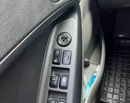 Серый Киа Другая, объемом двигателя 1.8 л и пробегом 217 тыс. км за 8000 $, фото 7 на Automoto.ua