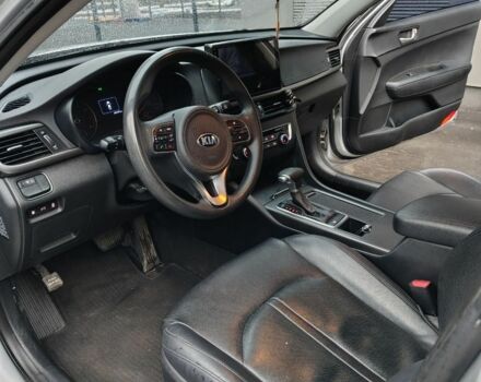 Серый Киа Другая, объемом двигателя 2 л и пробегом 265 тыс. км за 266 $, фото 3 на Automoto.ua
