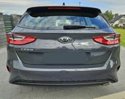 Сірий Кіа Інша, об'ємом двигуна 2 л та пробігом 48 тис. км за 14600 $, фото 3 на Automoto.ua