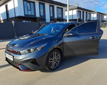 Сірий Кіа Інша, об'ємом двигуна 2 л та пробігом 64 тис. км за 17300 $, фото 3 на Automoto.ua