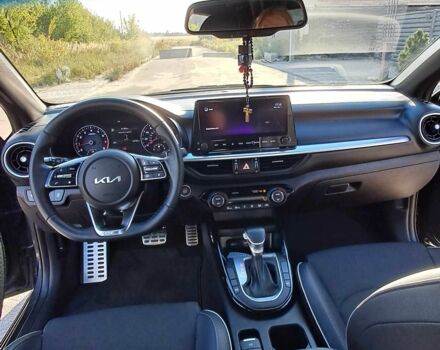 Сірий Кіа Інша, об'ємом двигуна 2 л та пробігом 64 тис. км за 17300 $, фото 4 на Automoto.ua