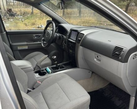 Серый Киа Другая, объемом двигателя 2.5 л и пробегом 218 тыс. км за 4150 $, фото 5 на Automoto.ua