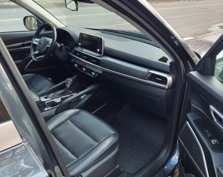 Серый Киа Другая, объемом двигателя 0 л и пробегом 68 тыс. км за 25000 $, фото 4 на Automoto.ua