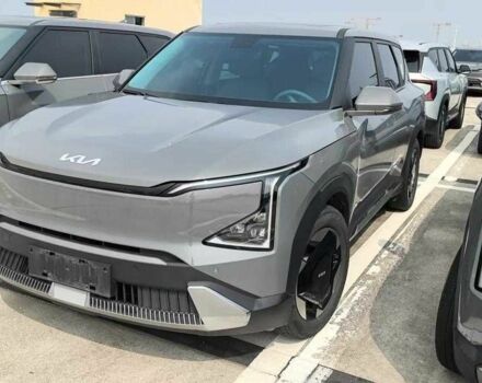 Серый Киа Другая, объемом двигателя 0 л и пробегом 19 тыс. км за 21300 $, фото 4 на Automoto.ua