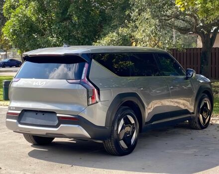 Сірий Кіа Інша, об'ємом двигуна 0 л та пробігом 12 тис. км за 14500 $, фото 3 на Automoto.ua