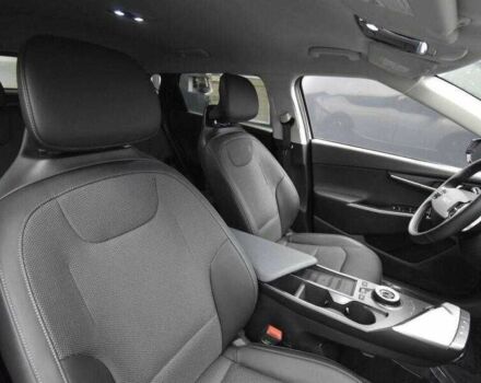 Сірий Кіа Інша, об'ємом двигуна 0 л та пробігом 8 тис. км за 10000 $, фото 12 на Automoto.ua