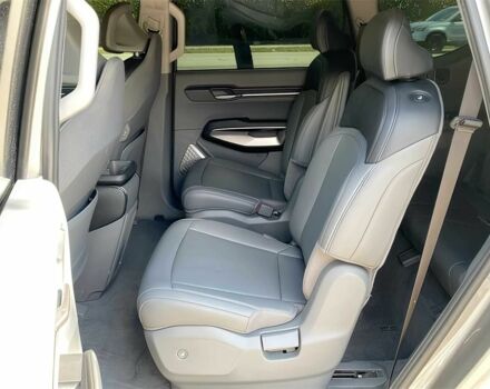 Сірий Кіа Інша, об'ємом двигуна 0 л та пробігом 12 тис. км за 14500 $, фото 13 на Automoto.ua