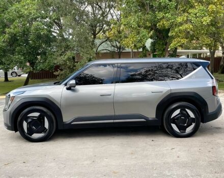 Сірий Кіа Інша, об'ємом двигуна 0 л та пробігом 12 тис. км за 14500 $, фото 2 на Automoto.ua