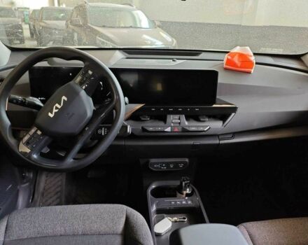 Сірий Кіа Інша, об'ємом двигуна 0 л та пробігом 23 тис. км за 23500 $, фото 4 на Automoto.ua