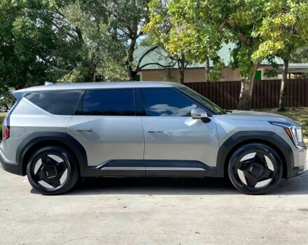 Сірий Кіа Інша, об'ємом двигуна 0 л та пробігом 12 тис. км за 14500 $, фото 6 на Automoto.ua