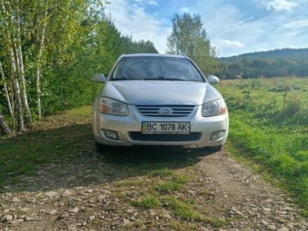 Серый Киа Другая, объемом двигателя 1.6 л и пробегом 224 тыс. км за 3700 $, фото 1 на Automoto.ua