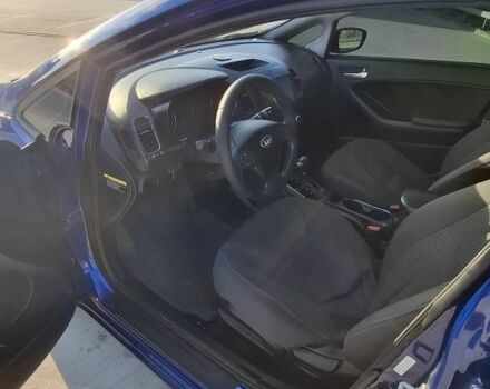 Синий Киа Другая, объемом двигателя 2 л и пробегом 157 тыс. км за 8400 $, фото 4 на Automoto.ua