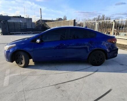 Синий Киа Другая, объемом двигателя 2 л и пробегом 157 тыс. км за 8400 $, фото 2 на Automoto.ua