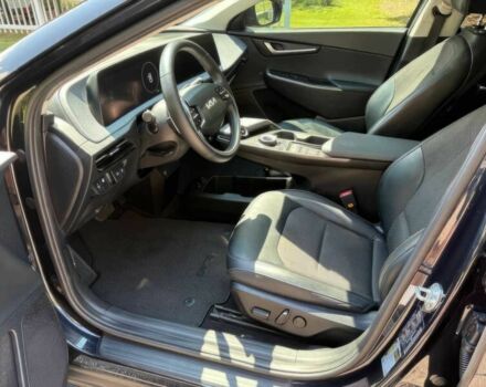 Синій Кіа Інша, об'ємом двигуна 0 л та пробігом 25 тис. км за 28000 $, фото 7 на Automoto.ua