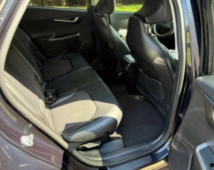 Синій Кіа Інша, об'ємом двигуна 0 л та пробігом 25 тис. км за 28000 $, фото 9 на Automoto.ua