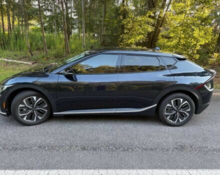 Синій Кіа Інша, об'ємом двигуна 0 л та пробігом 25 тис. км за 28000 $, фото 3 на Automoto.ua