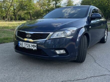 Киа Другая 2009 в Днепре (Днепропетровске) на Automoto.ua Синий Киа Другая, объемом двигателя 1.4 л и пробегом 336 тыс. км за 4700 $, фото 1 на Automoto.ua