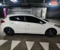 Белый Киа Форте, объемом двигателя 2 л и пробегом 133 тыс. км за 8200 $, фото 2 на Automoto.ua