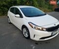 Белый Киа Форте, объемом двигателя 2 л и пробегом 86 тыс. км за 12000 $, фото 2 на Automoto.ua