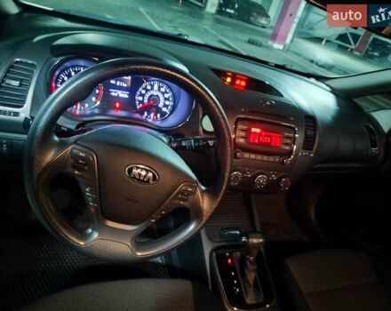 Белый Киа Форте, объемом двигателя 2 л и пробегом 133 тыс. км за 8200 $, фото 16 на Automoto.ua
