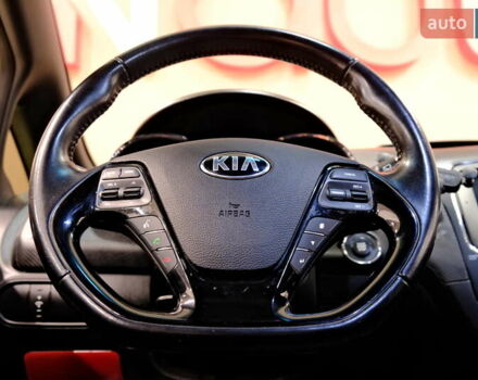 Белый Киа Форте, объемом двигателя 1.59 л и пробегом 90 тыс. км за 12500 $, фото 44 на Automoto.ua