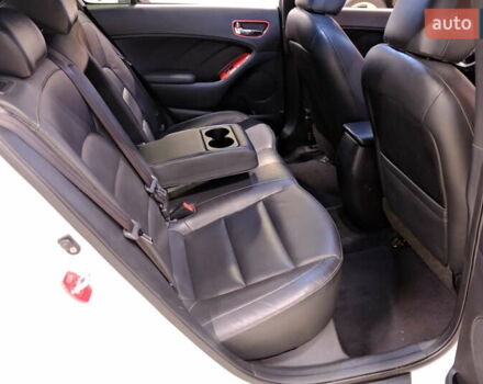 Белый Киа Форте, объемом двигателя 1.59 л и пробегом 90 тыс. км за 12500 $, фото 36 на Automoto.ua