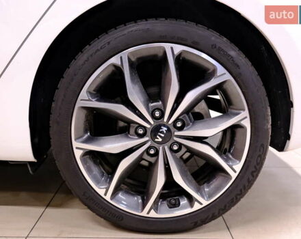 Белый Киа Форте, объемом двигателя 1.59 л и пробегом 90 тыс. км за 12500 $, фото 46 на Automoto.ua