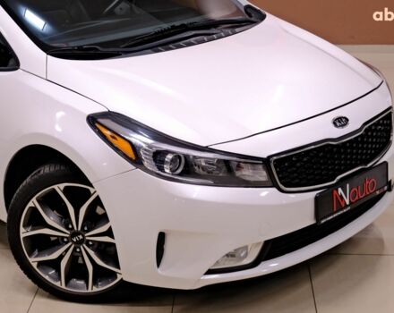 Белый Киа Форте, объемом двигателя 1.6 л и пробегом 90 тыс. км за 12500 $, фото 2 на Automoto.ua