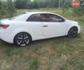 Белый Киа Форте, объемом двигателя 2 л и пробегом 187 тыс. км за 8500 $, фото 4 на Automoto.ua