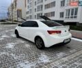 Белый Киа Форте, объемом двигателя 2 л и пробегом 209 тыс. км за 7500 $, фото 15 на Automoto.ua