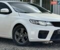 Белый Киа Форте, объемом двигателя 2 л и пробегом 210 тыс. км за 7290 $, фото 2 на Automoto.ua