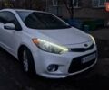 Белый Киа Форте, объемом двигателя 2 л и пробегом 158 тыс. км за 9800 $, фото 1 на Automoto.ua