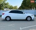 Білий Кіа Форте, об'ємом двигуна 2 л та пробігом 229 тис. км за 6900 $, фото 6 на Automoto.ua