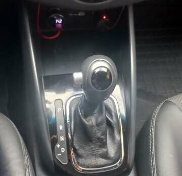 Киа Форте 2012 в Нетешине на Automoto.ua Белый Киа Форте, объемом двигателя 2 л и пробегом 213 тыс. км за 7400 $, фото 24 на Automoto.ua