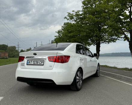 Белый Киа Форте, объемом двигателя 2 л и пробегом 190 тыс. км за 7700 $, фото 14 на Automoto.ua