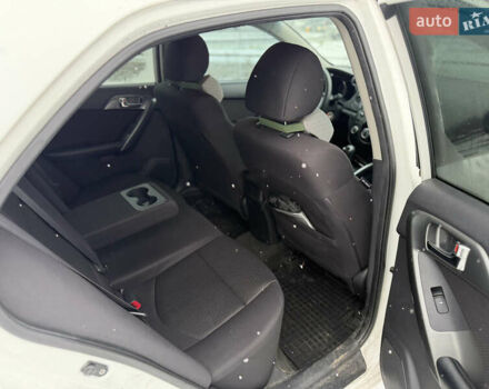 Білий Кіа Форте, об'ємом двигуна 2 л та пробігом 192 тис. км за 7500 $, фото 13 на Automoto.ua