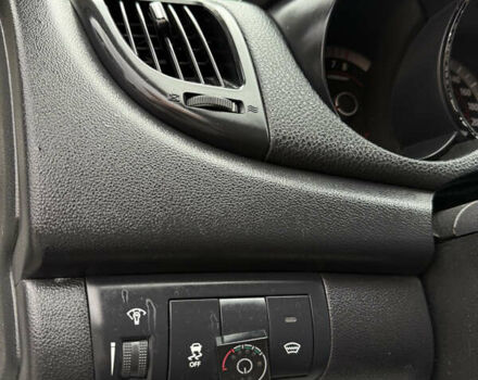 Белый Киа Форте, объемом двигателя 2 л и пробегом 190 тыс. км за 7700 $, фото 20 на Automoto.ua