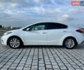 Белый Киа Форте, объемом двигателя 2 л и пробегом 142 тыс. км за 9500 $, фото 2 на Automoto.ua