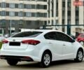 Белый Киа Форте, объемом двигателя 2 л и пробегом 246 тыс. км за 8000 $, фото 7 на Automoto.ua