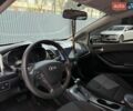 Белый Киа Форте, объемом двигателя 1.8 л и пробегом 189 тыс. км за 8950 $, фото 16 на Automoto.ua