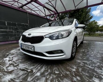 Белый Киа Форте, объемом двигателя 1.8 л и пробегом 178 тыс. км за 8300 $, фото 5 на Automoto.ua