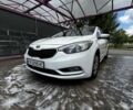 Белый Киа Форте, объемом двигателя 1.8 л и пробегом 178 тыс. км за 8300 $, фото 5 на Automoto.ua