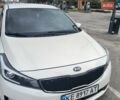 Белый Киа Форте, объемом двигателя 2 л и пробегом 128 тыс. км за 9500 $, фото 1 на Automoto.ua