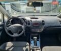 Белый Киа Форте, объемом двигателя 2 л и пробегом 152 тыс. км за 11300 $, фото 4 на Automoto.ua