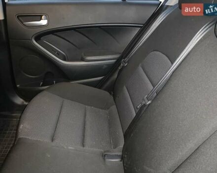 Белый Киа Форте, объемом двигателя 2 л и пробегом 119 тыс. км за 6277 $, фото 6 на Automoto.ua